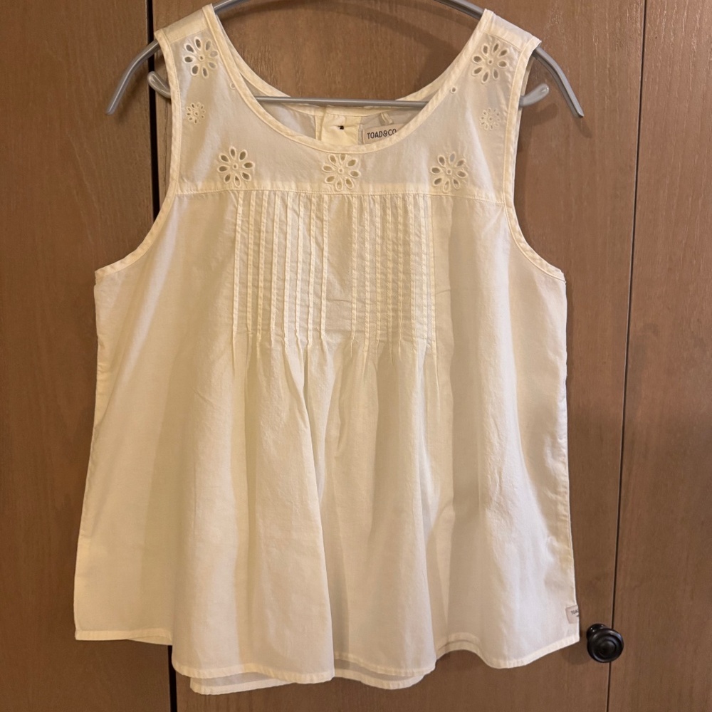 Toad&Co Willet Pintuck Tank Size M - Perfect Condition